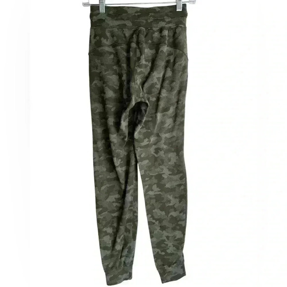 Lululemon Ready To Rulu Heritage Camo Ankle Jogger (First Release) Size 2 - Picture 6 of 12